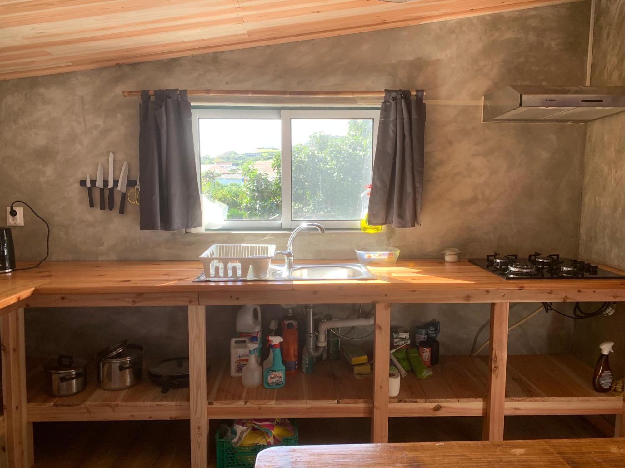 Forest view Guest house Lajes das Flores Extérieur photo